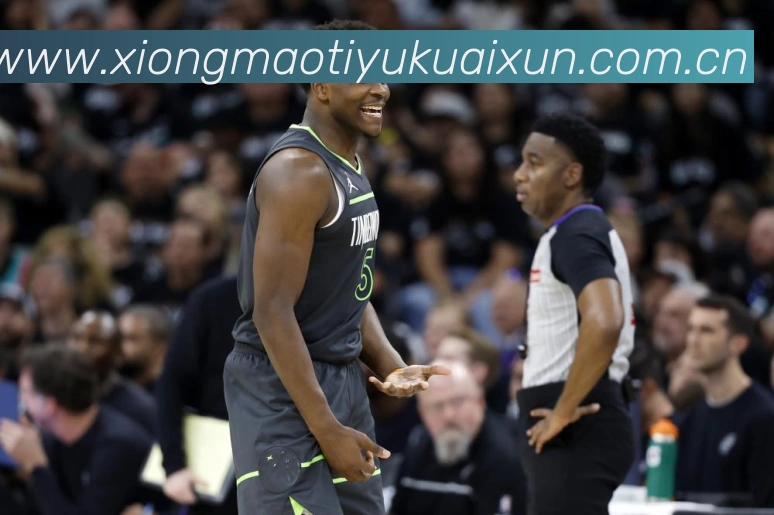 湖人对阵勇士:NBA常规赛胜负看点解析-深度解析 湖人对阵勇士:NBA常规赛胜负看点解析-深度解析